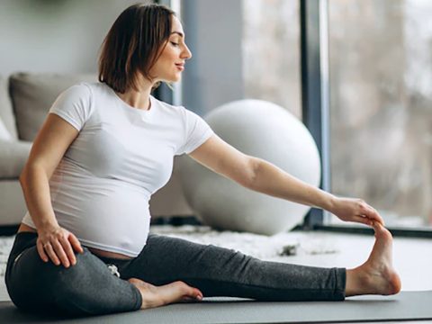 Practising Iyengar Yoga During Pregnancy