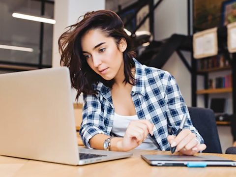 PREVENTING PAIN CAUSED BY LONG PERIODS OF COMPUTER USE