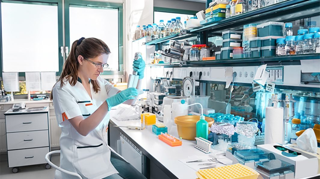 Canadian pharmacies helping Americans