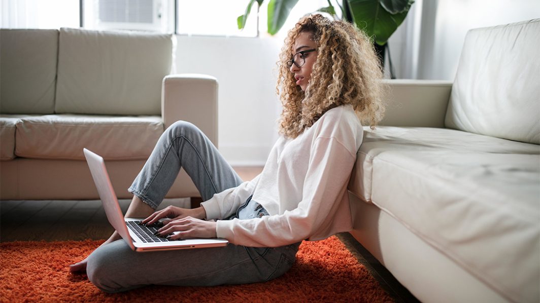 Earning Money From Home When You Have Chronic Fatigue Syndrome /Fibromyalgia